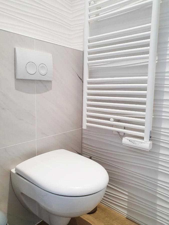 Exigehome - Chambre D'Hote Avec Jacuzzi Et Jardin Paysage, Partage オルジュヴァル エクステリア 写真